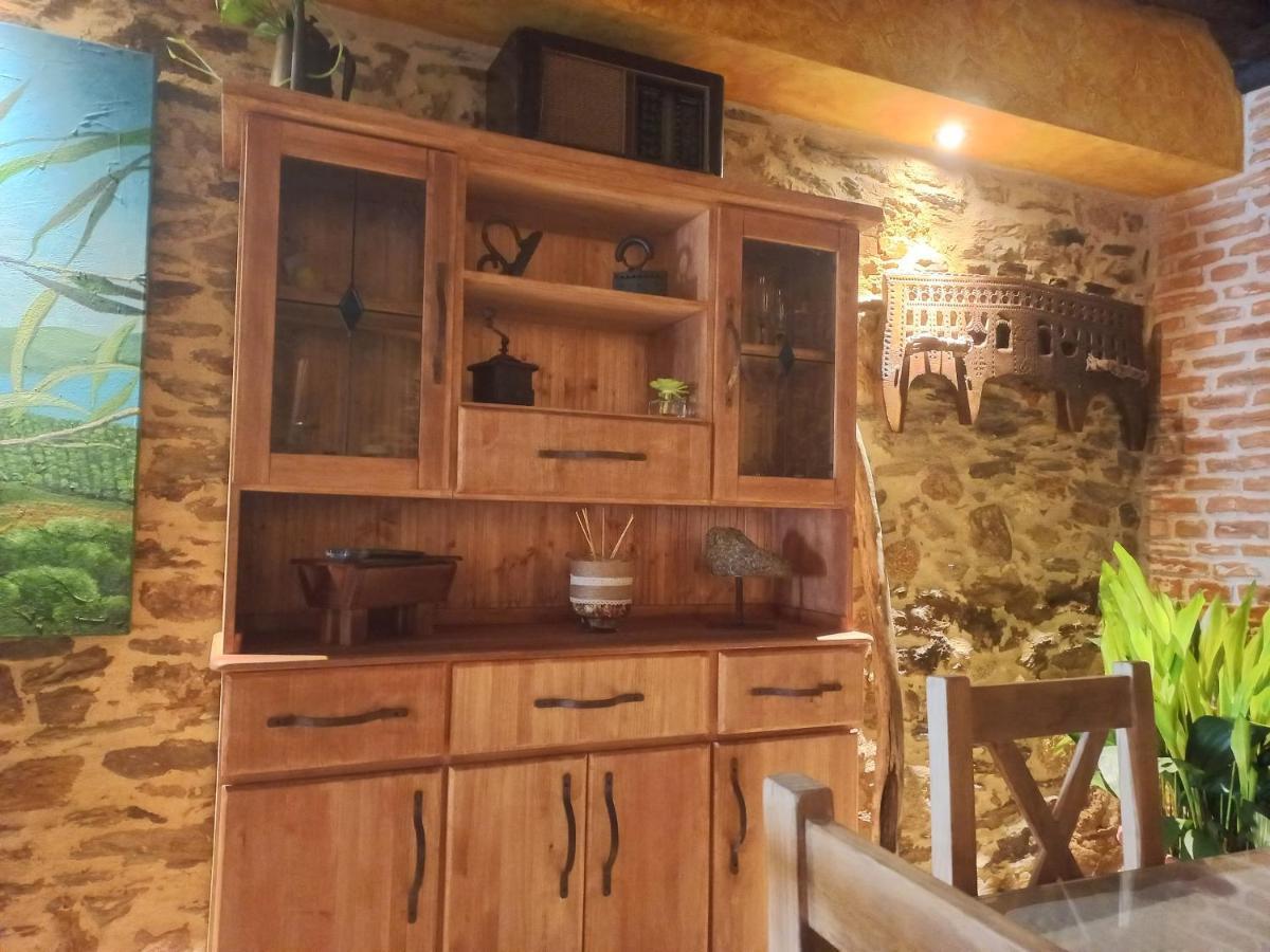 Casa Rural La Moraquintana Villa Santibanez el Bajo Kültér fotó